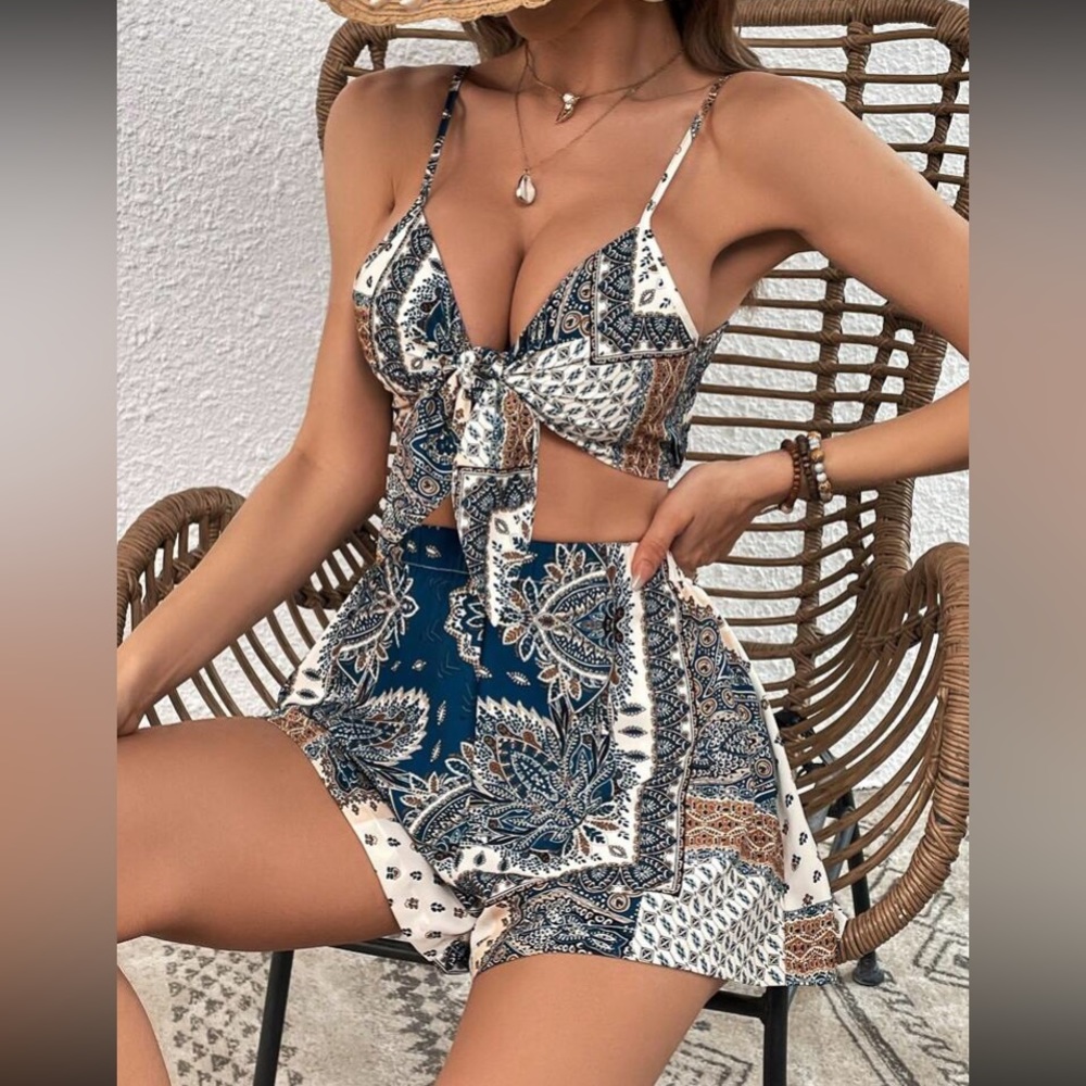 Boho floral paisley print knot front top and shorts set - Picture 5 of 6